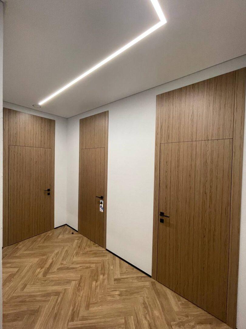 Академика Коптюга, 8